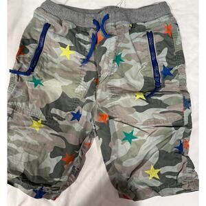 Mini Boden Green camo star Shorts size 12